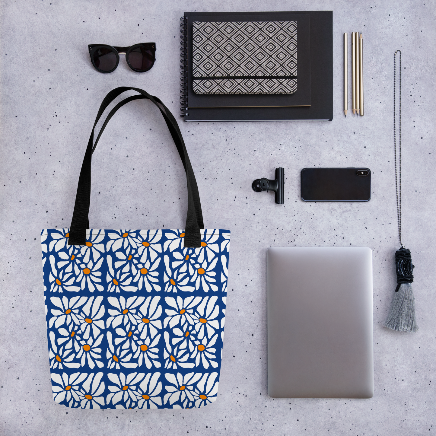 Lazy Daisy Patterned Tote