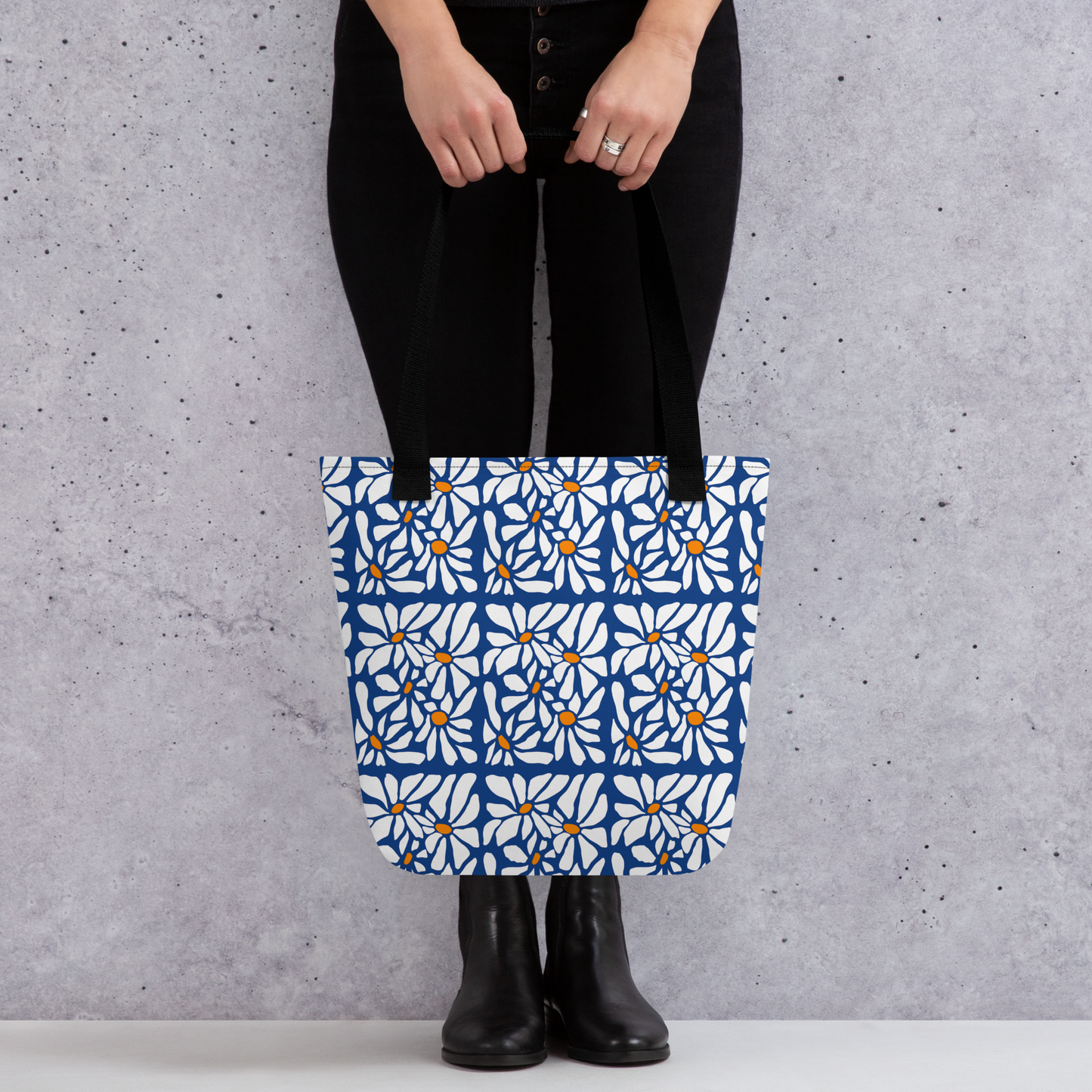 Lazy Daisy Patterned Tote